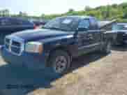 2006 Dodge Dakota ST with VIN 1D7HE22K56S532507, listed as a IAAI auction lot 42355536 with 136,569 mi miles and . Bid and sale history available at DreamBid. Image 2.