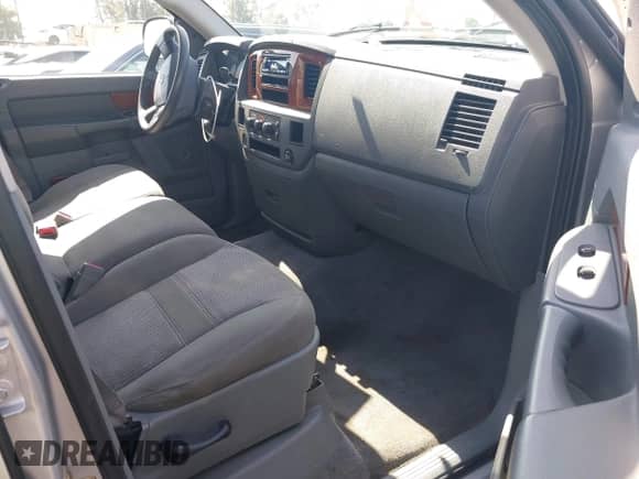 2006 Dodge 1500 SLT with VIN 1D7HA18226S618161, listed as a IAAI auction lot 42395206 with 121,249 mi miles and . Bid and sale history available at DreamBid. Image 5.