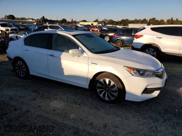 2017 Honda Accord EX-L with VIN JHMCR6F54HC012069, listed as a Copart auction lot 86048475 with 118,205 mi miles and Salvage title. Bid and sale history available at DreamBid. Image 4.