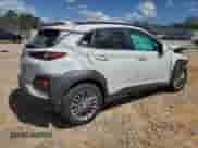 2020 Hyundai Kona SEL Plus z VIN KM8K62AA6LU456877, wystawiony jako Copart lot #49626625 z przebiegiem 96 183 mil mil oraz Szkoda całkowita • Salvage title. Historia ofert i sprzedaży dostępna na DreamBid. Obrazek 3.