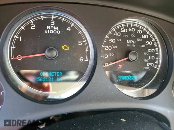 2007 Chevrolet Suburban LS with VIN 1GNFC16087J195534, listed as a Copart auction lot 81477275 with 563,131 mi miles and Salvage title. Bid and sale history available at DreamBid. Image 9.