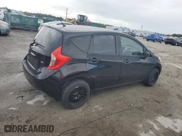 2015 Nissan Note S Plus with VIN 3N1CE2CP3FL358128, listed as a Copart auction lot 85598455 with 172,000 mi miles and Clean title. Bid and sale history available at DreamBid. Image 3.