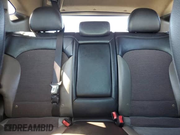 2012 Hyundai Tucson GLS с VIN KM8JU3AC5CU443854, выставлен на аукционе Copart как лот 86699395 с пробегом 471 944 миль миль и Чистый • Clean title. История ставок и продаж доступна на DreamBid. Изображение 10.