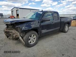 2009 GMC Sierra 1500 SLT с VIN 1GTEK19JX9Z267611, выставлен на аукционе Copart как лот 68280085 с пробегом 197 089 миль миль и Списание • Salvage title. История ставок и продаж доступна на DreamBid. Изображение 1.