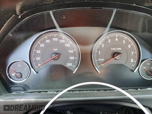 2016 BMW M3 с VIN WBS8M9C51G5E68038, выставлен на аукционе Copart как лот 53272435 с пробегом Не указан миль и Списание • Salvage title. История ставок и продаж доступна на DreamBid. Изображение 9.