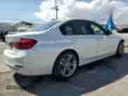 2016 BMW 3 Series 328i z VIN WBA8E9C57GK646275, wystawiony jako Copart lot #85124495 z przebiegiem 114 313 mil mil oraz Szkoda całkowita • Salvage title. Historia ofert i sprzedaży dostępna na DreamBid. Obrazek 3.