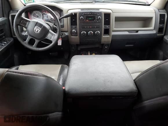 2012 Ram 1500 ST z VIN 1C6RD7FP8CS296264, wystawiony jako Copart lot #80455255 z przebiegiem 193 840 mil mil oraz Szkoda całkowita • Salvage title. Historia ofert i sprzedaży dostępna na DreamBid. Obrazek 8.