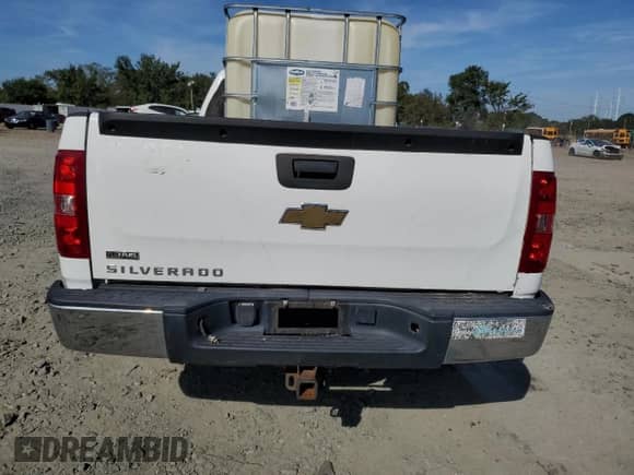2007 Chevrolet Silverado 1500 1LT z VIN 1GCEC14097E579273, wystawiony jako Copart lot #85071605 z przebiegiem 87 338 mil mil oraz Czysty tytuł • Clean title. Historia ofert i sprzedaży dostępna na DreamBid. Obrazek 6.