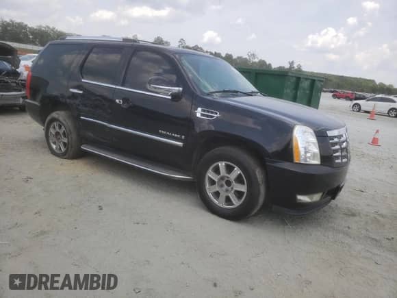 2008 Cadillac Escalade with VIN 1GYEC63898R163538, listed as a Copart auction lot 61834355 with 203,382 mi miles and Salvage title. Bid and sale history available at DreamBid. Image 4.