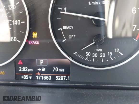 2013 BMW 3 Series 320i z VIN WBA3B1C50DK130310, wystawiony jako IAAI lot #42341291 z przebiegiem 176 000 mil mil oraz . Historia ofert i sprzedaży dostępna na DreamBid. Obrazek 15.