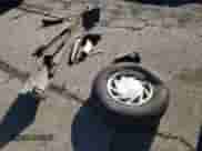 2000 Ford Econoline Cargo Recreational с VIN 1FDRE14L0YHB24667, выставлен на аукционе Copart как лот 87927605 с пробегом 176 283 миль миль и Списание • Salvage title. История ставок и продаж доступна на DreamBid. Изображение 13.