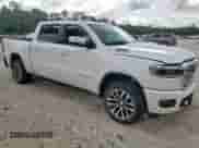 2025 Ram 1500 Limited z VIN 1C6SRFHP3SN550812, wystawiony jako Copart lot #83845275 z przebiegiem 10 305 mil mil oraz Szkoda całkowita • Salvage title. Historia ofert i sprzedaży dostępna na DreamBid. Obrazek 4.