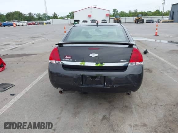 2008 Chevrolet Impala LT with VIN 2G1WC583081331585, listed as a IAAI auction lot 42345936 with Not provided miles and . Bid and sale history available at DreamBid. Image 17.