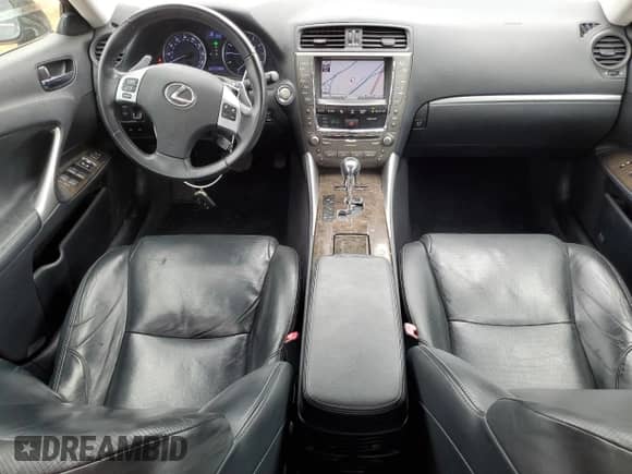 2011 Lexus IS 350 with VIN JTHBE5C29B5026220, listed as a Copart auction lot 82326425 with 117,909 mi miles and Salvage title. Bid and sale history available at DreamBid. Image 8.