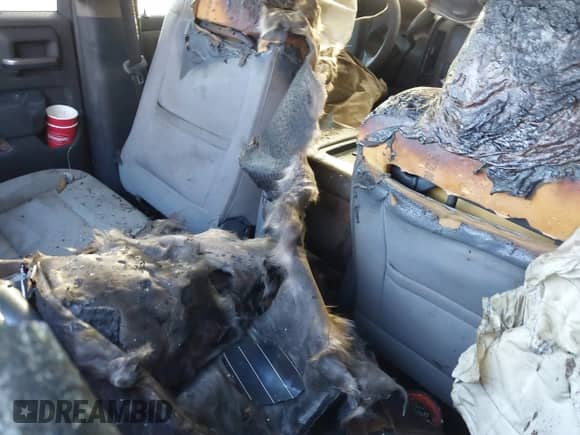 2016 Chevrolet Silverado 1500 Custom с VIN 1GCRCPEC5GZ412396, выставлен на аукционе IAAI как лот 41183742 с пробегом Не указан миль и . История ставок и продаж доступна на DreamBid. Изображение 8.