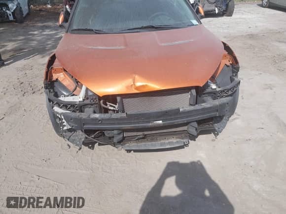 2012 Hyundai Veloster w/Gray Int z VIN KMHTC6AD5CU074516, wystawiony jako IAAI lot #42061623 z przebiegiem 133 338 mil mil oraz . Historia ofert i sprzedaży dostępna na DreamBid. Obrazek 6.