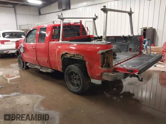 2011 Chevrolet Silverado 1500 LTZ z VIN 1GCRKTE35BZ220884, wystawiony jako IAAI lot #41638866 z przebiegiem 199 740 mil mil oraz . Historia ofert i sprzedaży dostępna na DreamBid. Obrazek 3.