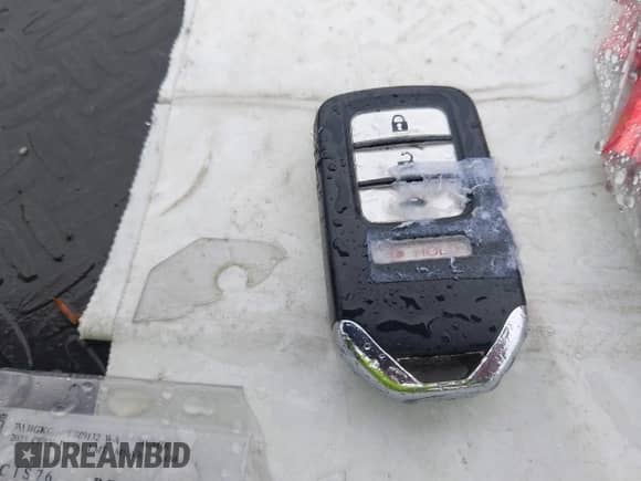 2015 Honda Accord Touring с VIN 1HGCR6F71FA007327, выставлен на аукционе IAAI как лот 41103556 с пробегом 162 472 миль миль и . История ставок и продаж доступна на DreamBid. Изображение 11.