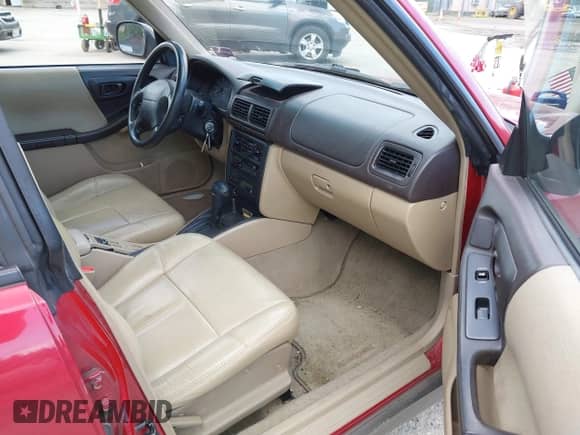 1999 Subaru Forester S with VIN JF1SF6558XH709095, listed as a IAAI auction lot 42893261 with 132,877 mi miles and . Bid and sale history available at DreamBid. Image 5.