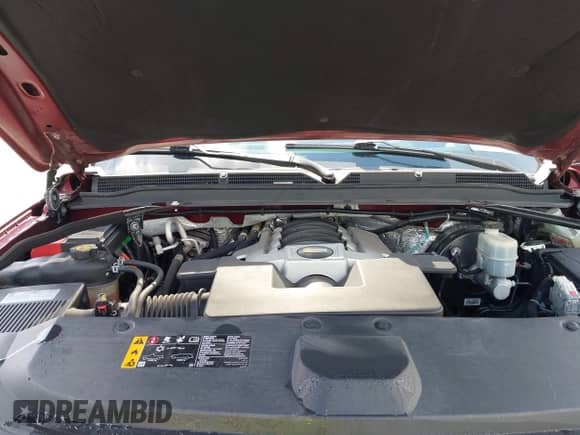 2017 Cadillac Escalade ESV Luxury с VIN 1GYS3HKJ0HR255673, выставлен на аукционе IAAI как лот 43042770 с пробегом Не указан миль и . История ставок и продаж доступна на DreamBid. Изображение 10.