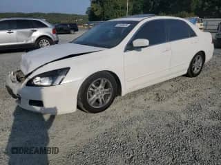 2006 Honda Accord EX-L z VIN 1HGCM56886A147232, wystawiony jako Copart lot #81549425 z przebiegiem 237 848 mil mil oraz Szkoda całkowita • Salvage title. Historia ofert i sprzedaży dostępna na DreamBid. Obrazek 1.