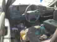 2002 GMC Sierra 1500 z VIN 1GTEC14W52Z285875, wystawiony jako Copart lot #53542255 z przebiegiem Nie podano mil oraz Szkoda całkowita • Salvage title. Historia ofert i sprzedaży dostępna na DreamBid. Obrazek 8.