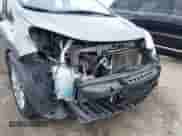 2015 Nissan Note SV z VIN 3N1CE2CP0FL439135, wystawiony jako IAAI lot #42456245 z przebiegiem 92 788 mil mil oraz . Historia ofert i sprzedaży dostępna na DreamBid. Obrazek 6.