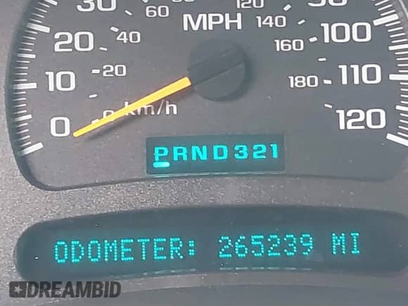 2003 Chevrolet Silverado 2500HD LT z VIN 1GCHK29U23E116984, wystawiony jako IAAI lot #43217859 z przebiegiem 265 239 mil mil oraz . Historia ofert i sprzedaży dostępna na DreamBid. Obrazek 16.