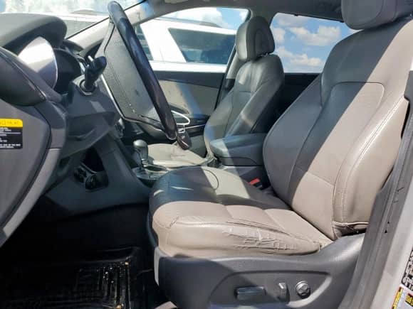 2015 Hyundai Santa Fe GLS с VIN KM8SR4HF8FU127123, выставлен на аукционе Copart как лот 85320585 с пробегом 157 163 миль миль и Чистый • Clean title. История ставок и продаж доступна на DreamBid. Изображение 7.