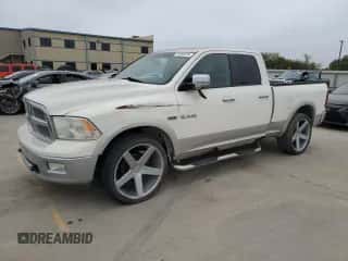 2009 Dodge 1500 SLT с VIN 1D3HV18T79S745832, выставлен на аукционе Copart как лот 79766474 с пробегом 209 514 миль миль и Чистый • Clean title. История ставок и продаж доступна на DreamBid. Изображение 1.