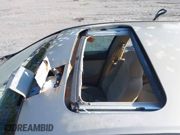 2007 Honda Accord EX z VIN 1HGCM56767A174390, wystawiony jako IAAI lot #42890806 z przebiegiem Nie podano mil oraz . Historia ofert i sprzedaży dostępna na DreamBid. Obrazek 16.