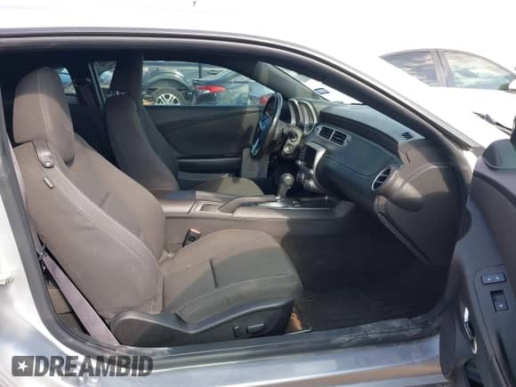 2015 Chevrolet Camaro LT with VIN 2G1FD1E30F9153654, listed as a IAAI auction lot 43169570 with 186,732 mi miles and . Bid and sale history available at DreamBid. Image 5.