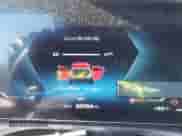 2025 BMW 3 Series M340i xDrive z VIN 3MW69FT02S8F29518, wystawiony jako IAAI lot #43408317 z przebiegiem 754 mil mil oraz . Historia ofert i sprzedaży dostępna na DreamBid. Obrazek 7.