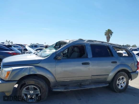 2005 Dodge Durango Limited with VIN 1D4HB58D45F544543, listed as a IAAI auction lot 42700816 with 213,857 mi miles and . Bid and sale history available at DreamBid. Image 14.