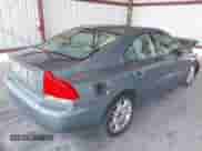 2004 Volvo S60 с VIN YV1RS59V242400692, выставлен на аукционе IAAI как лот 42766535 с пробегом 145 306 миль миль и . История ставок и продаж доступна на DreamBid. Изображение 4.