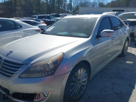 2014 Hyundai Equus Signature z VIN KMHGH4JH1EU073912, wystawiony jako IAAI lot #41672671 z przebiegiem 168 197 mil mil oraz . Historia ofert i sprzedaży dostępna na DreamBid. Obrazek 14.