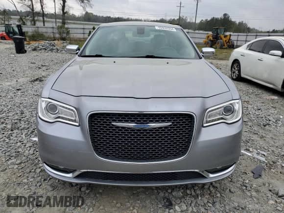 2018 Chrysler 300 Limited с VIN 2C3CCAEG7JH194155, выставлен на аукционе Copart как лот 46932554 с пробегом 48 504 миль миль и Списание • Salvage title. История ставок и продаж доступна на DreamBid. Изображение 5.
