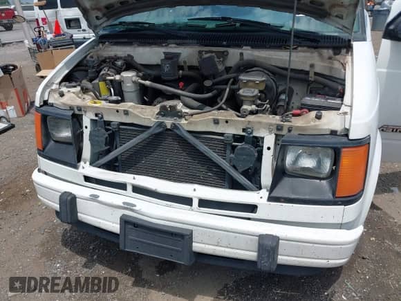 1994 Chevrolet Astro с VIN 1GCDM15Z6RB170240, выставлен на аукционе IAAI как лот 42669506 с пробегом 168 734 миль миль и . История ставок и продаж доступна на DreamBid. Изображение 18.