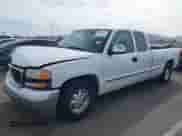 2001 GMC Sierra 1500 SLE z VIN 1GTEC19T01E209579, wystawiony jako IAAI lot #41559767 z przebiegiem 268 789 mil mil oraz . Historia ofert i sprzedaży dostępna na DreamBid. Obrazek 2.