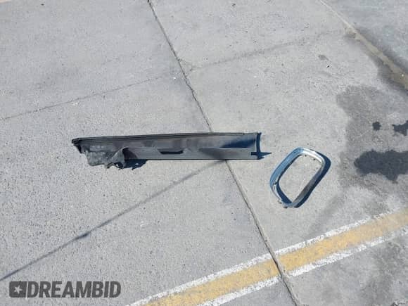 2011 BMW 3 Series 335d with VIN WBAPN7C5XBF183694, listed as a IAAI auction lot 43232295 with Not provided miles and . Bid and sale history available at DreamBid. Image 11.