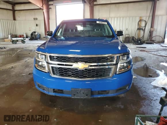 2017 Chevrolet Tahoe Commercial with VIN 1GNSKDEC0HR273984, listed as a Copart auction lot 81214435 with 102,941 mi miles and Clean title. Bid and sale history available at DreamBid. Image 5.