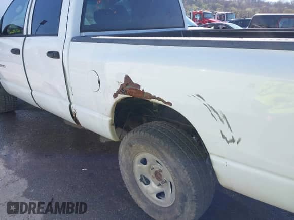 2007 Dodge 1500 SLT с VIN 1D7HU18P17S217074, выставлен на аукционе IAAI как лот 41847015 с пробегом 245 313 миль миль и . История ставок и продаж доступна на DreamBid. Изображение 6.