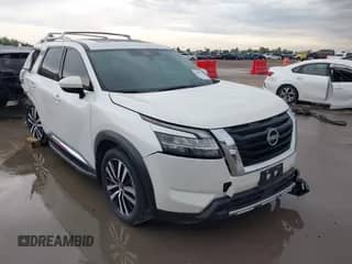 2023 Nissan Pathfinder Platinum с VIN 5N1DR3DK3PC204722, выставлен на аукционе IAAI как лот 42470415 с пробегом 22 304 миль миль и . История ставок и продаж доступна на DreamBid. Изображение 1.