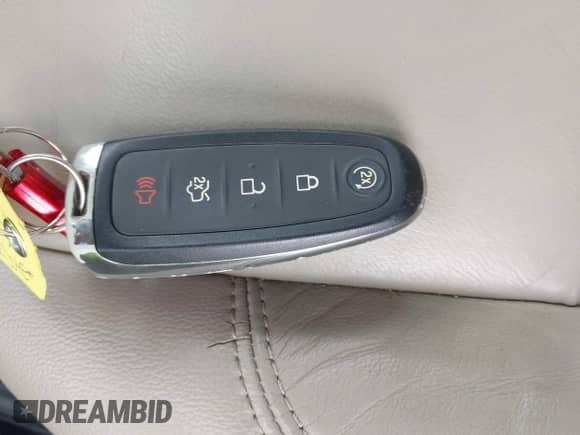 2017 Ford Escape Titanium с VIN 1FMCU0J95HUA75324, выставлен на аукционе IAAI как лот 43363180 с пробегом 85 525 миль миль и . История ставок и продаж доступна на DreamBid. Изображение 11.