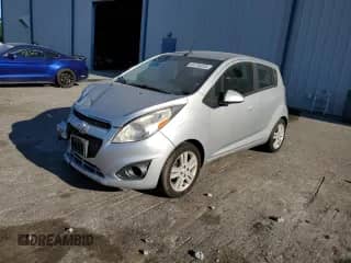 2014 Chevrolet Spark LT с VIN KL8CD6S95EC579887, выставлен на аукционе Copart как лот 81716225 с пробегом 89 796 миль миль и Списание • Salvage title. История ставок и продаж доступна на DreamBid. Изображение 1.