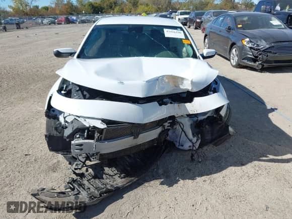 2022 Chevrolet Malibu LT z VIN 1G1ZD5ST7NF104966, wystawiony jako IAAI lot #43426440 z przebiegiem Nie podano mil oraz . Historia ofert i sprzedaży dostępna na DreamBid. Obrazek 13.