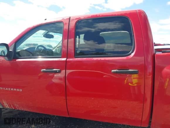 2007 Chevrolet Silverado 1500 LS с VIN 2GCEK13CX71549778, выставлен на аукционе IAAI как лот 41707503 с пробегом 223 349 миль миль и . История ставок и продаж доступна на DreamBid. Изображение 15.