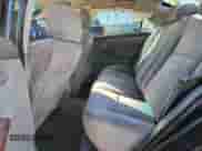 2005 Toyota Corolla CE z VIN 1NXBR30E45Z561406, wystawiony jako Copart lot #81486255 z przebiegiem 271 439 mil mil oraz Szkoda całkowita • Salvage title. Historia ofert i sprzedaży dostępna na DreamBid. Obrazek 10.