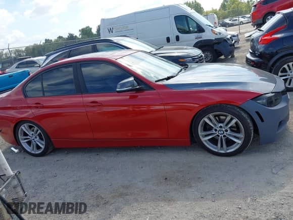 2016 BMW 3 Series 320i with VIN WBA8A9C5XGK615775, listed as a IAAI auction lot 43330037 with 88,860 mi miles and . Bid and sale history available at DreamBid. Image 13.