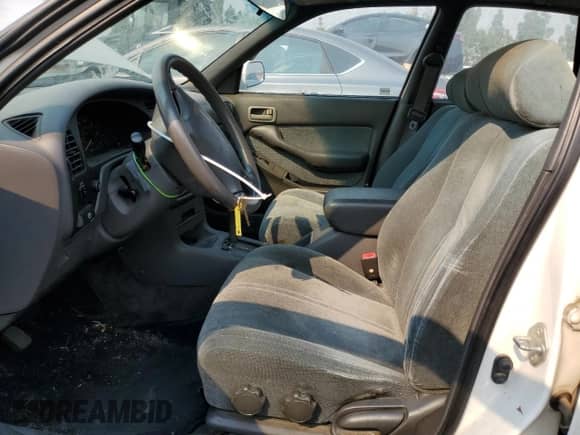 1993 Toyota Camry с VIN 4T1VK12E8PU097266, выставлен на аукционе Copart как лот 70371474 с пробегом 191 644 миль миль и Чистый • Clean title. История ставок и продаж доступна на DreamBid. Изображение 7.